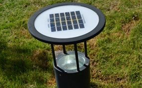 石嘴山别墅庭院氛围营造：草坪灯选型与布光技巧